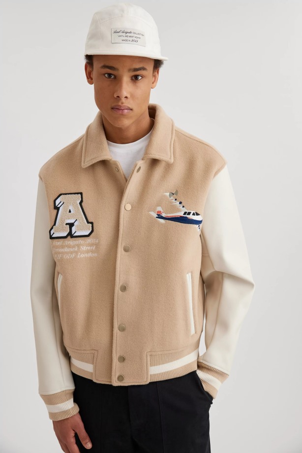 Mayday Varsity Bommenwerper Axel Arigato Beige