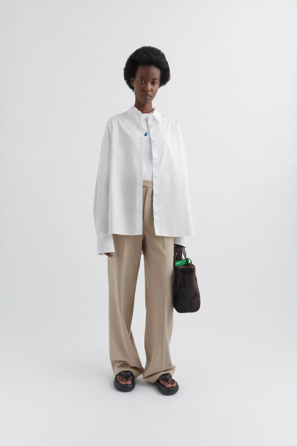 Netwerk Oversized Overhemd Wit Axel Arigato