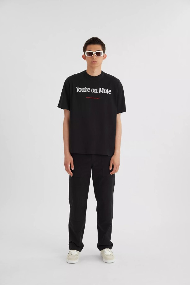 Mute T-shirt Zwart Axel Arigato