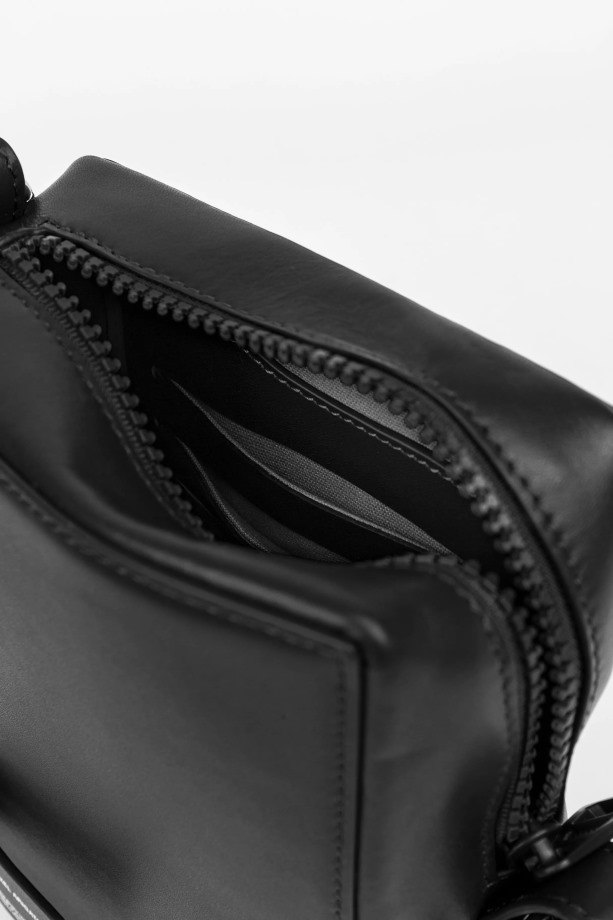 Kubieke Leren Tas Zwart Axel Arigato