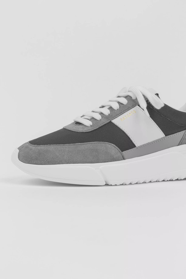 Genesis Vintage Loper Axel Arigato Zwart Wit