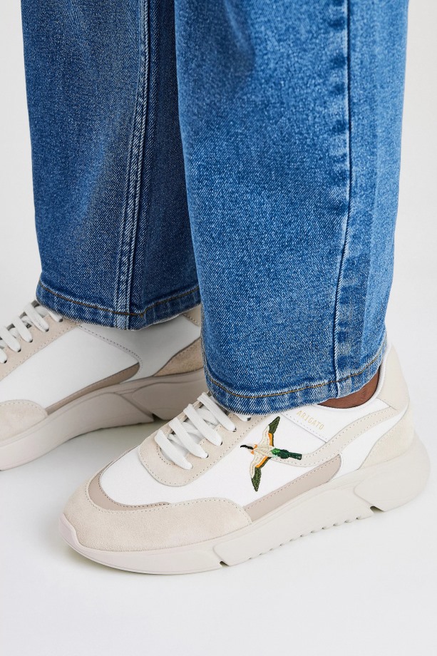 Genesis Stripe Bij Vogel Axel Arigato Wit Beige