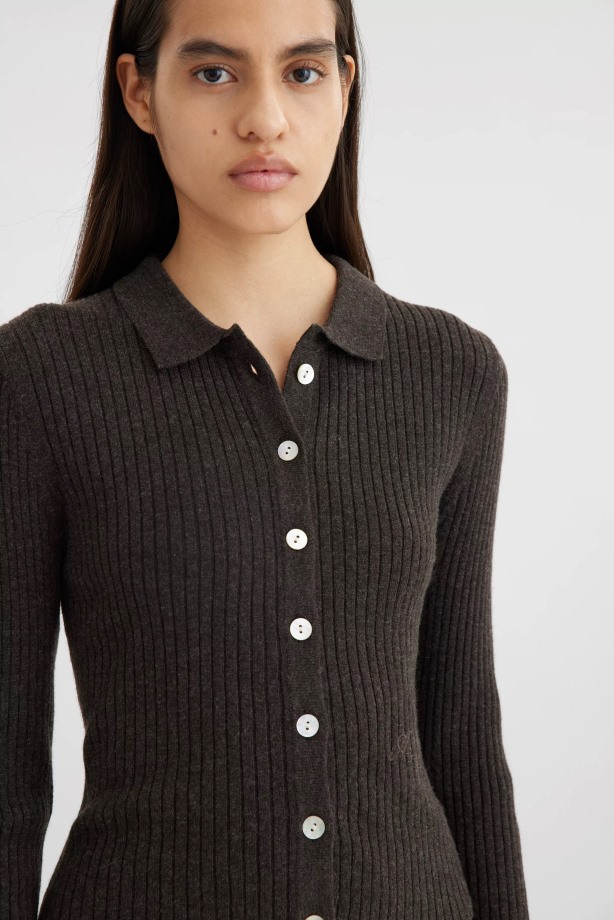 Axel Arigato Signature Vest Bruin