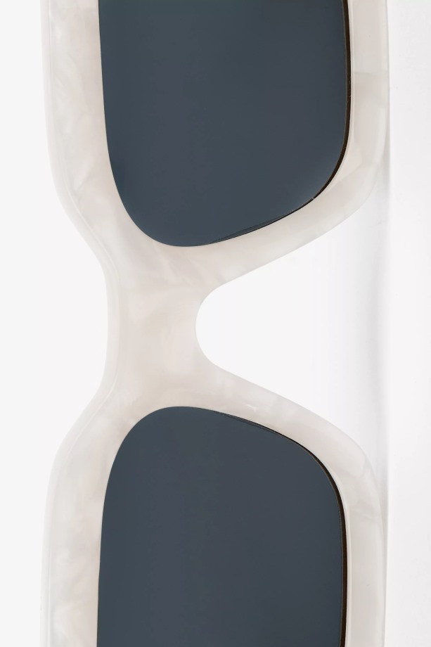 Arena Rechthoekige Zonnebril Axel Arigato Wit