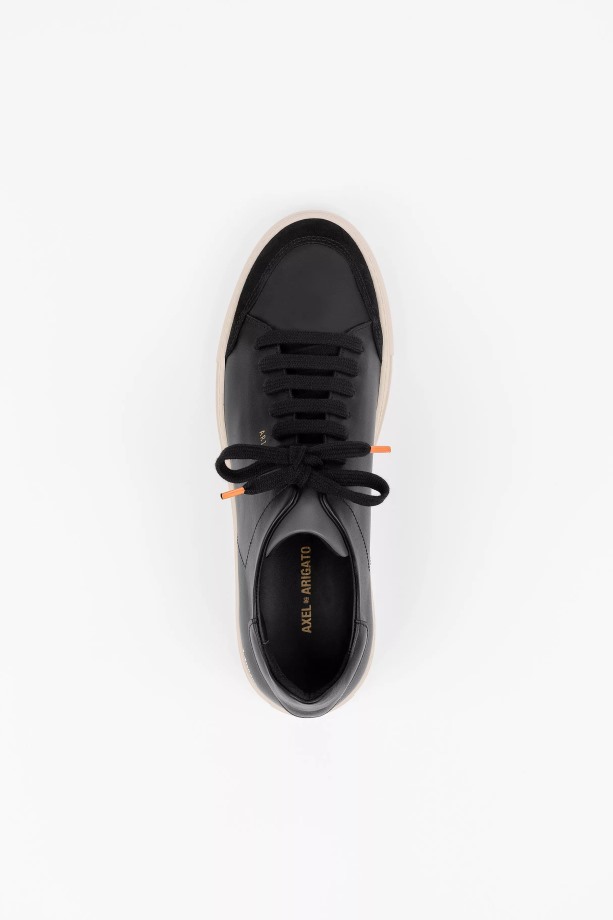 Clean 90 Triple Axel Arigato Zwart Grijs