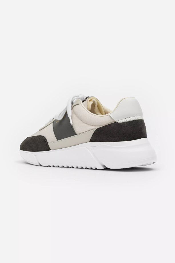 Genesis Vintage Loper Beige Zwart Axel Arigato