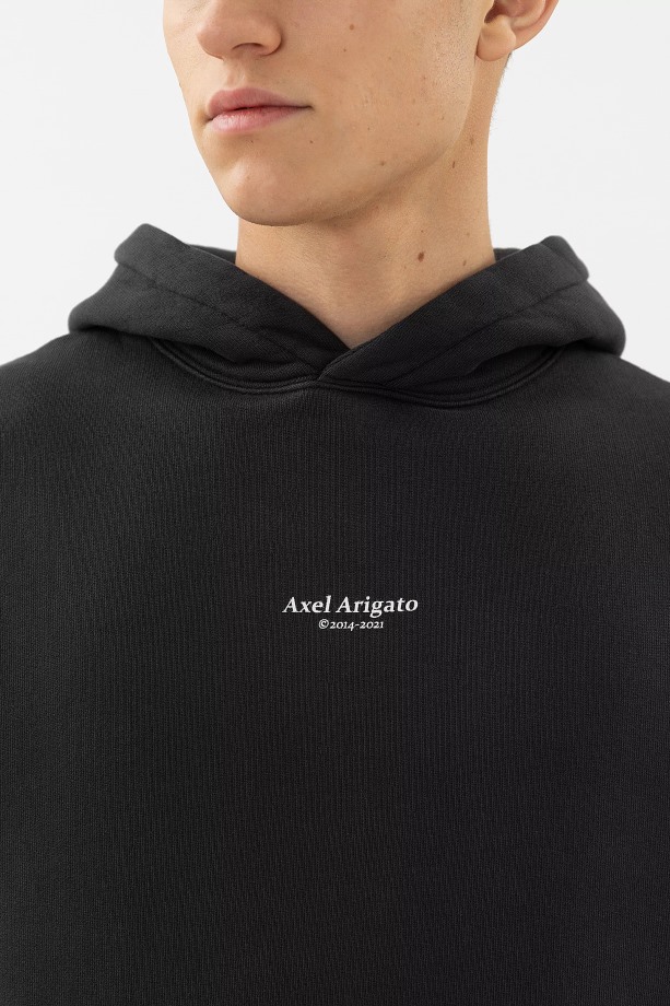 Focus Logo Hoodie Vervaagd Zwart Axel Arigato