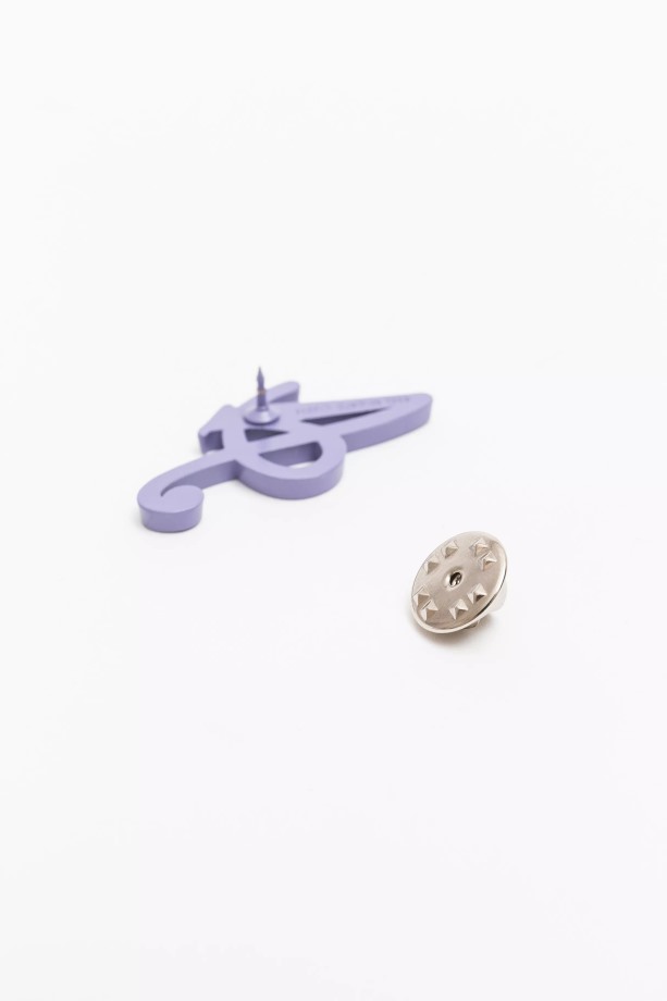 Handtekening Pin Gentiaan Violet Axel Arigato