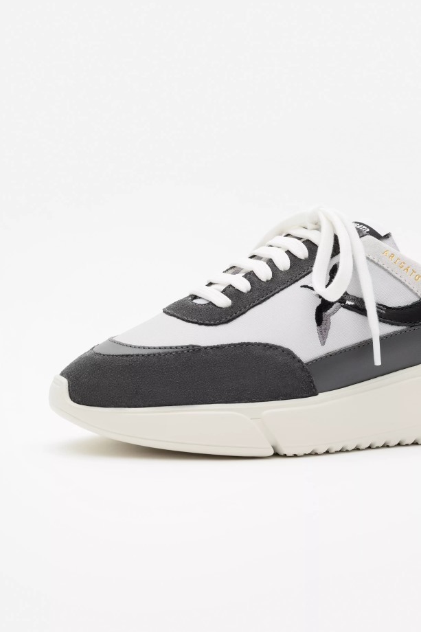 Genesis Streep Bij Vogel Grijs Axel Arigato