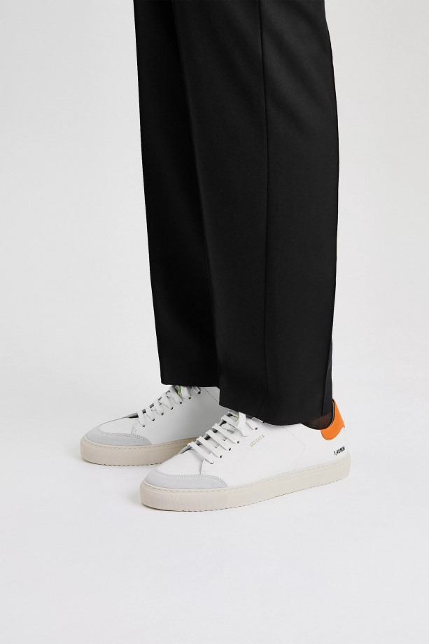 Clean 90 Triple Oranje Zwart Neon Axel Arigato