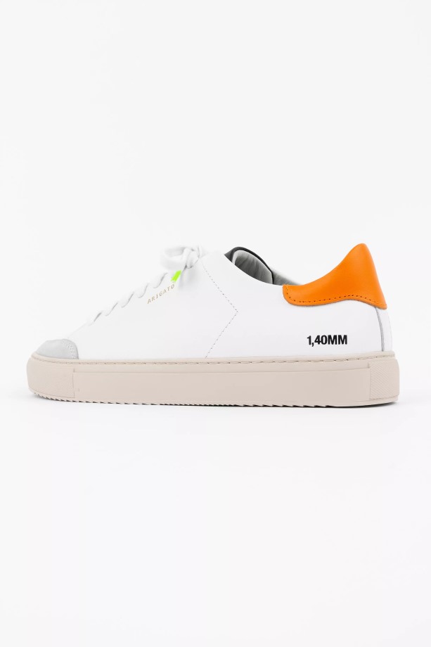 Clean 90 Triple Oranje Zwart Neon Axel Arigato