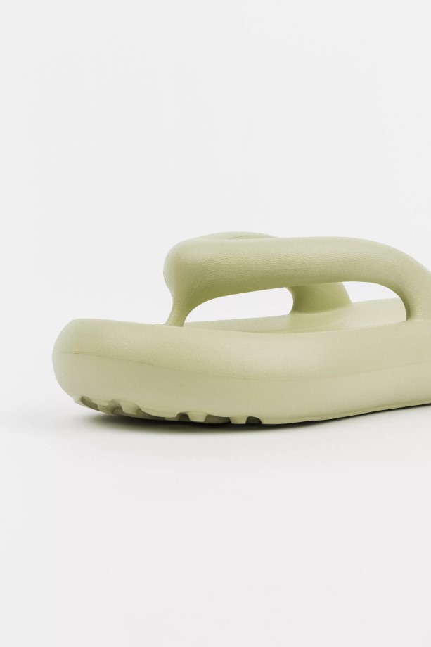 Axel Arigato Groene Delta Sandalen