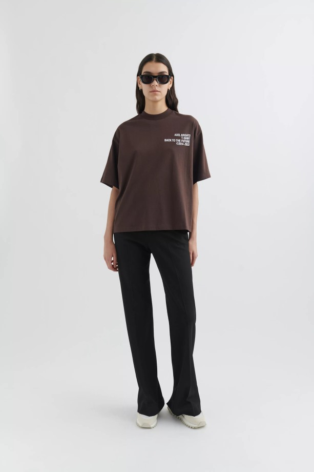 Tijdperk T-shirt Axel Arigato Donkerbruin