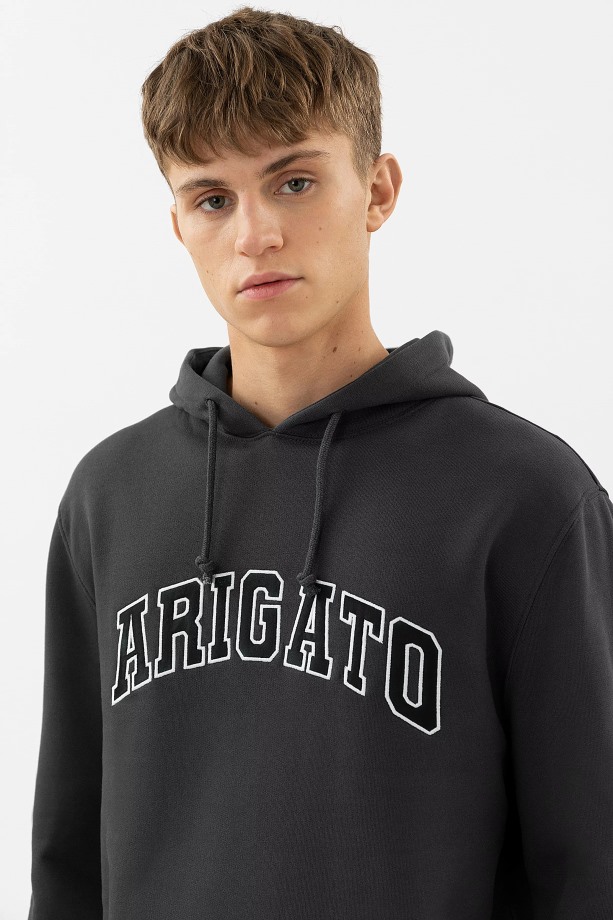 Axel Arigato Vervaagde Zwarte Hoodie Met College-logo