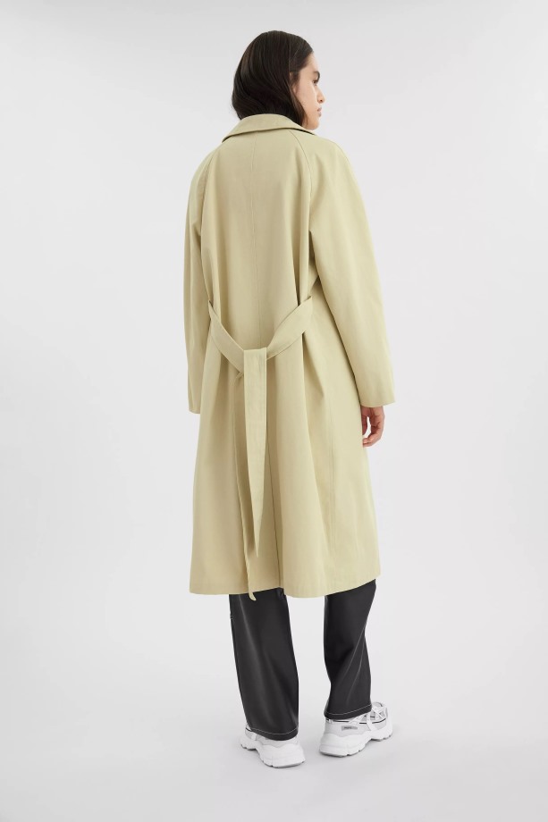 Globe Trenchcoat Naturel Geel Axel Arigato